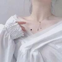 头像欧美女锁骨图片,欧美美女的时尚标志